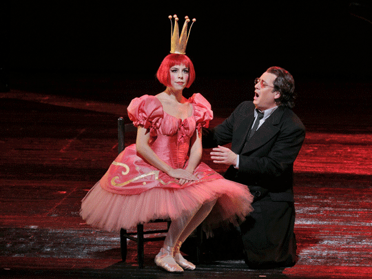 Olympia (Audrey Luna) avec Hoffmann (Matthew Polenzani)©Cory Weaver/Metropolitan Opera