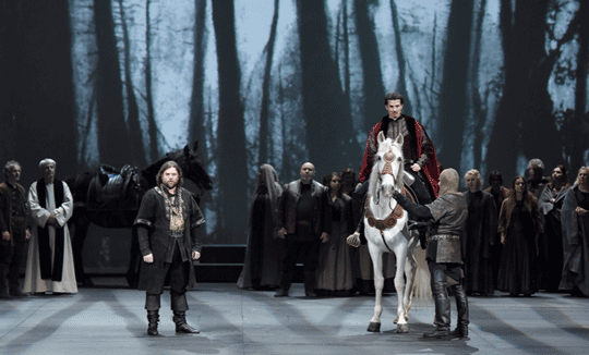 Macduff (Jean-François Borras) & Malcolm à cheval (Jérémy Duffau) © Vincent Pontet / TCE