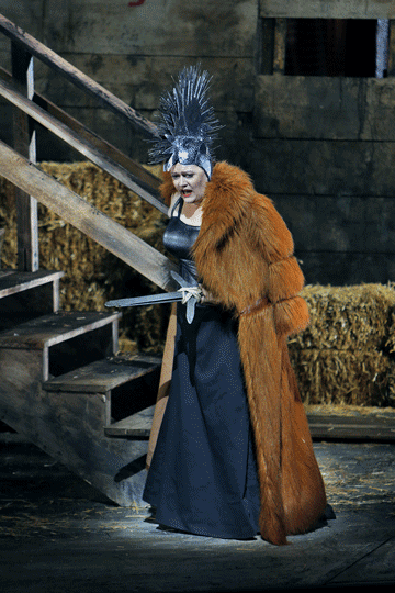 Brünnhilde (Catherine Foster) Acte I (final) ©Enrico Nawrath/Bayreuther Festspiele